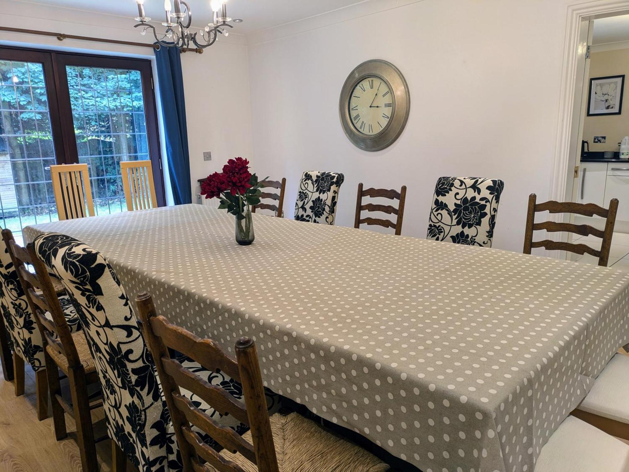 Spacious Home For Large Families And Contractors Γούλβερχαμπτον Εξωτερικό φωτογραφία